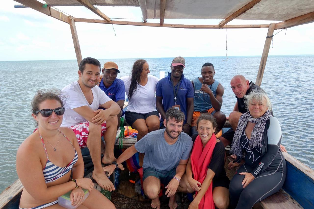 Afro Whale Shark Safari Bed & Breakfast Kilindoni Екстериор снимка