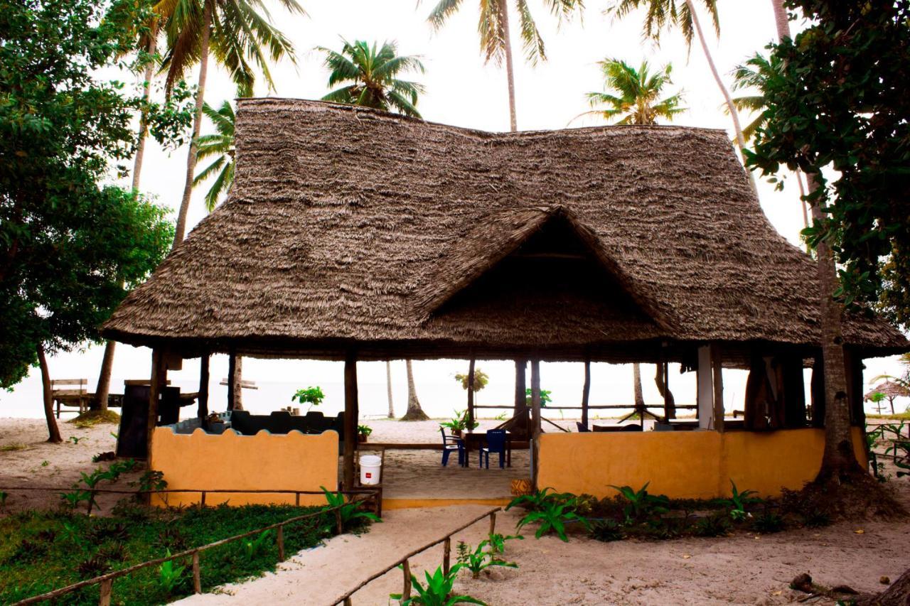 Afro Whale Shark Safari Bed & Breakfast Kilindoni Екстериор снимка